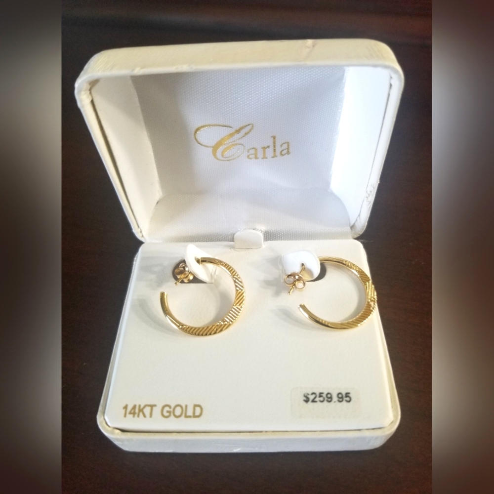 14k gold hoop earrings